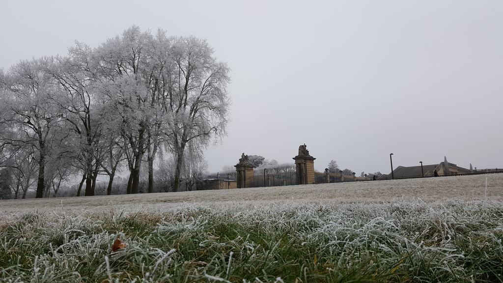 Les Carres Versalhes Exterior foto